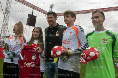 Gdynia. Final zawodow Coca-Cola Cup w pilce noznej....