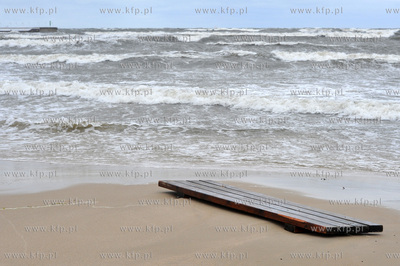 Sopot. Zatoka Gdanska. Sztorm. 05.10.2016 fot. Jerzy...