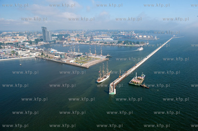 Tall Ships' Races 2009 w Gdyni z lotu ptaka. Zlot Wielkich...