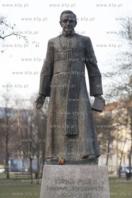 Gdańsk. Pomnik księdza Henryka Jankowskiego.27.02.2019...