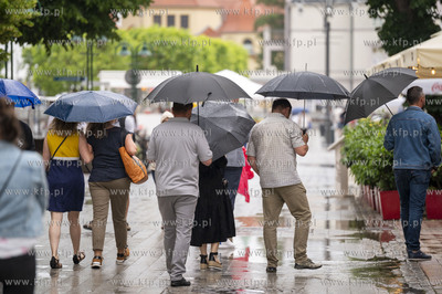 Deszczowe pierwsze dni lata w Sopocie.24.06.2021...