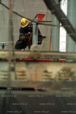 Stocznia Gdynia.16.02.2002fot. Wojtek Jakubowski...