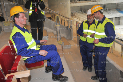 Budowa wielofunkcyjnej hali sportowo - widowiskowej...