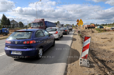 Budowa trasy WZ wzdluz ulicy Kartuskiej na odcinku...