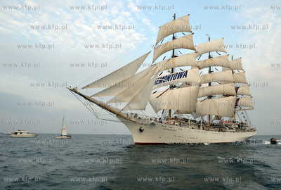 Wielka parada zaglowcow po Zatoce Gdanskiej na zakonczenie...