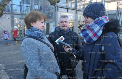 Gdynia. Infobox. Kurier Gdynski zaprosil mieszkancow...