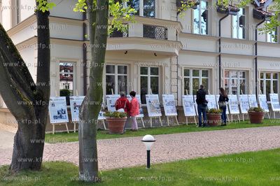 Viva Oliva swieto gdanskiej dzielnicy Oliwa. Wystawa...