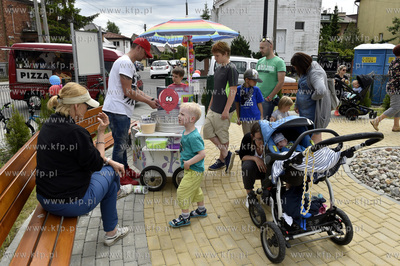 Festyn z okazji Dni Sąsiadów na rogu ul. Wojskiego...