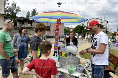 Festyn z okazji Dni Sąsiadów na rogu ul. Wojskiego...