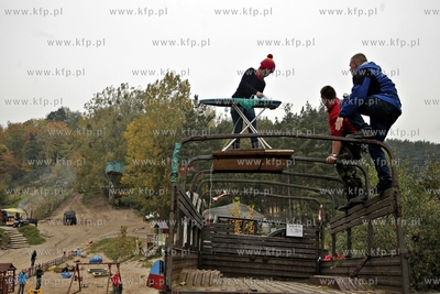 Gdynia. Adventure Park. Zawody w prasowaniu na wysokosci.
14.10.2012
fot....