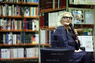 Filia biblioteki naukowej WiMBP przy ul. Obroncow Wybrzeza...