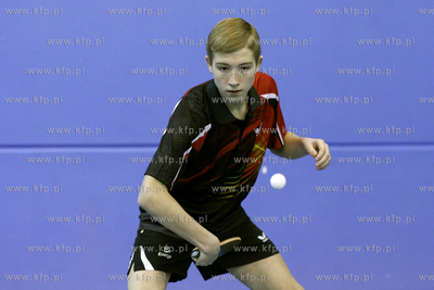 Tomasz Kotowski, tenisista stolowy. 18.11.2013 fot....