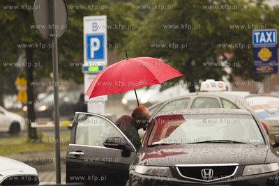 Gdańsk Oliwa. Intensywne opaday deszczu.
17.06.2016
fot....