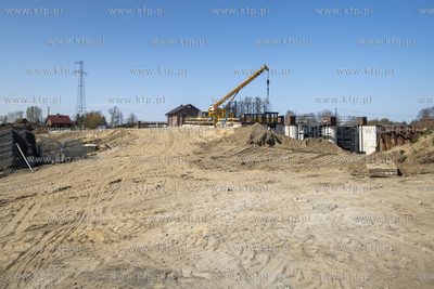 Budowa wrót  sztormowe na rzece Tudze w okolicy Rybiny....