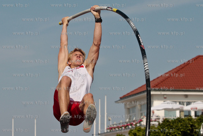 Sopot. 26 edycja turnieju Tyczka na Molo.
30.05.2013
fot....
