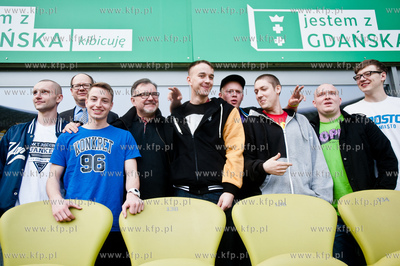 Gdansk. Stadion PGE Arena. Spotkanie mlodych raperow...