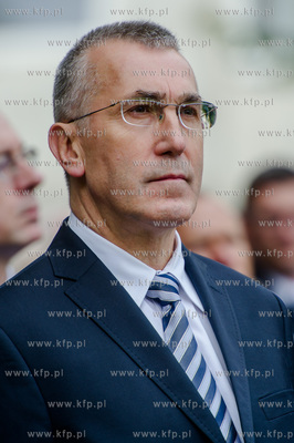 Gdansk. Msza Swieta na placu Obroncow Poczty Polskiej...