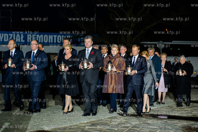 Gdansk. Plac Solidarnosci. Obchody 70. rocznicy zakonczenia...