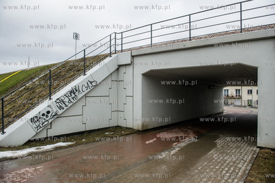 Gdańsk. Strzyża. Przejscie pieszo rowerowe pod trasą...