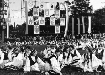 Dozynki w Kartuzach na Kaszubach. 09.1966 
odb_13_08_20
Fot....