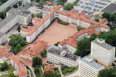 Gdynia z lotu ptaka. Nz. Budynki Akademii Marynarki...