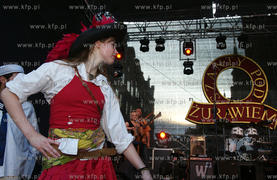 Gdansk. Baltic Sail.Uroczyte otwarcie zlotu na scenie...