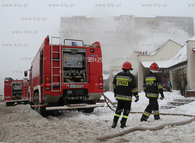 Pozar w sklepie rybnym na Gdanskim osiedlu Morena,...