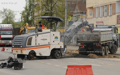 Trwa przebudowa Wezla Sw. Maksyniliana w Gdyni do oddania...