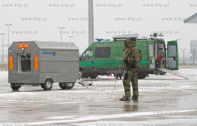 Wojewoda pomorski  przekazal Morskiemu Oddzialowi Strazy...