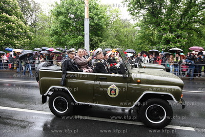 Kaliningrad , Rosja 09.05.2014 Parada na Placu Zwyciestwa...