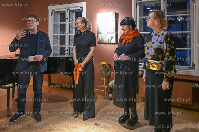 Dworek Sierakowskich w Sopocie. Wernisaż wystawy Hipermetabolizm...