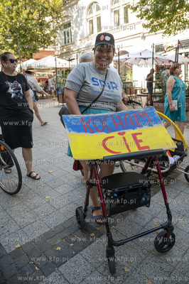Sopot. Marsz dla zdrowia psychicznego i przejście...