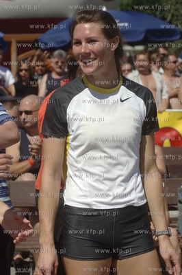 Molo w Sopocie - konkurs skokow "Tyczka na molo" ....