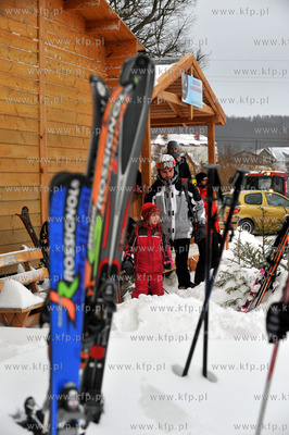 Stok narciarski w Przywidzu na Kaszubach. Na miejscu...