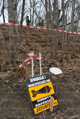 Poszukiwania przez firme Explosive niewybuchow i niewypalow...