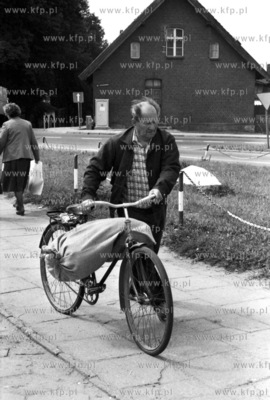 Rowerowy transport towarowy na skrzyzowaniu ul. Gdynskiej...