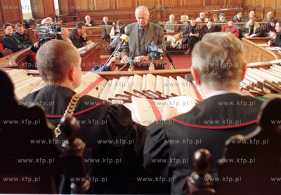 Proces grudnia 70. Zeznaje Stanislaw Kruczek 1.12.98...