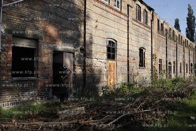 Wlasciciel ( firma Easy Pl, nalezaca do Krzysztofa...