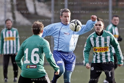 Gdansk. Boisko przy ul. Traugutta.  Noworoczny mecz...