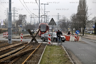 Przebudowa skrzyzowania ul. Marynarki Polskiej z ul.Uczniowska...
