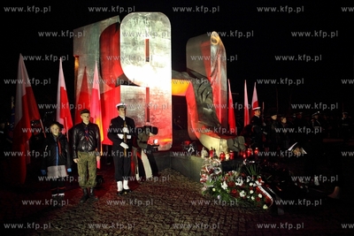 Uroczystosci rocznicowe pod pomnikiem Ofiar Grudnia...