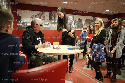 Biblioteka Manhattan w Gdańsku Wrzeszczu. Spotkanie...
