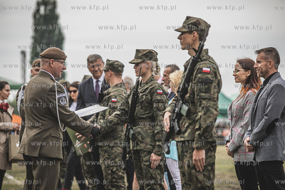Grudziądz. Przysięga wojskowa żołnierzy 8. Kujawsko-Pomorskiej...