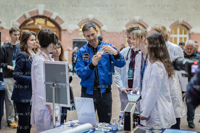 Wizyta astronauty Sławosza Uznańskiego-Wiśniewskiego...