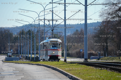 Pętla tramwajowa Oliwa. Festyn 50 lat tramwajów 105N...