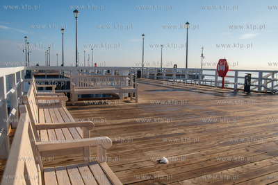 Nowe ławki na molo w Brzeźnie. 19.03.2026 fot. Paweł...