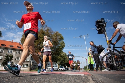 Gdańsk, skrzyżowanie Al. Grunwaldzkiej i Al.Wojska...