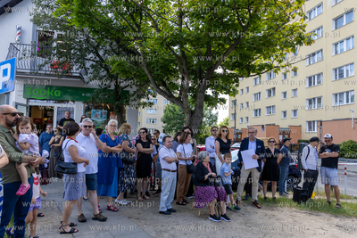 Gdańsk, ul. Warneńska 4. Mural upamiętniający Rafała...