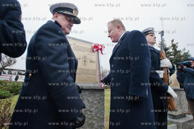 Gdynia. Nabrzeze Pomorskie. Uroczyste obchody 75-lecia...