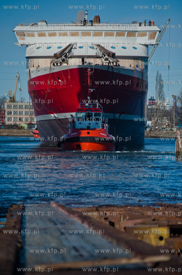 Stocznia Gdansk. Pochylnia B1. Wodowanie promu pasazersko-samochodowego...